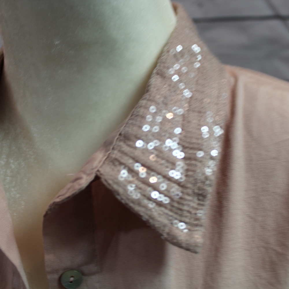 Sequined Collar Button Down Shirt - Picture 4 of 5